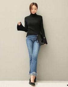 黑色针织衫搭配图片,简约而不简单