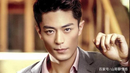 霍建华个人生活照,温馨家庭时光与低调生活态度